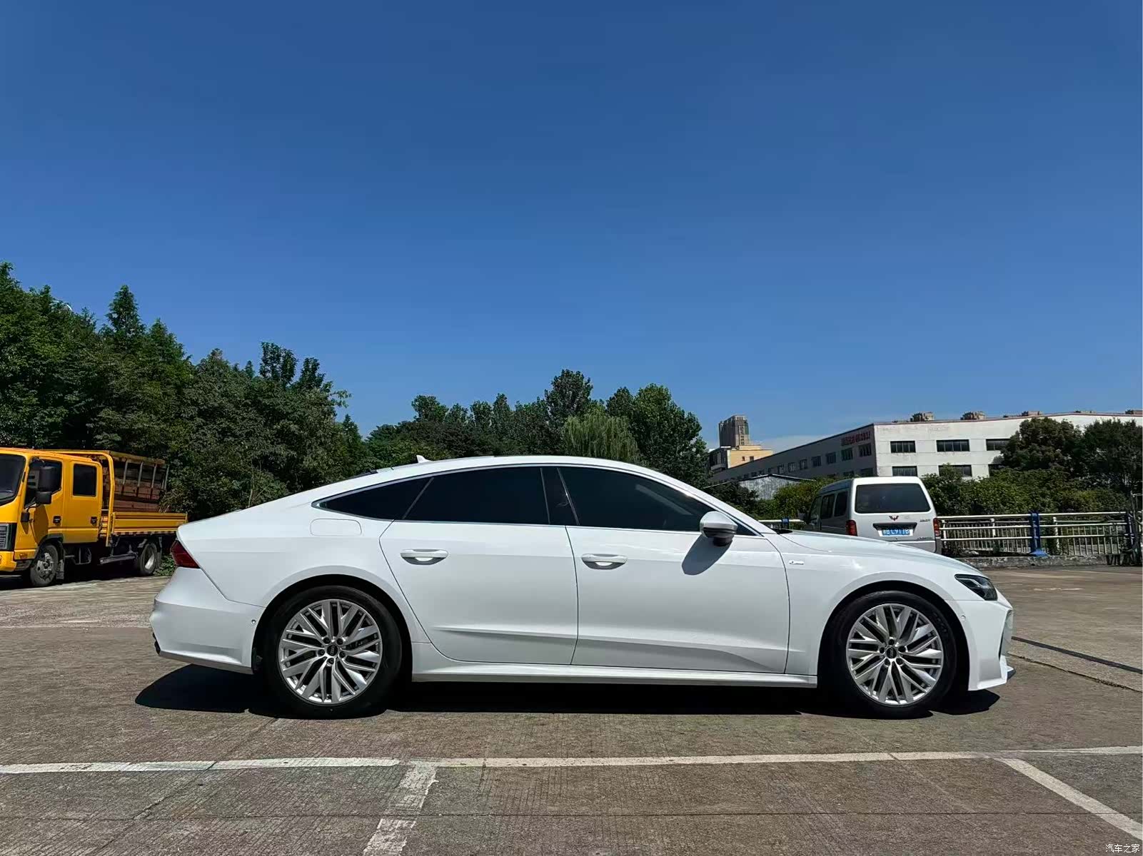 Audi A7, 2021 все фото