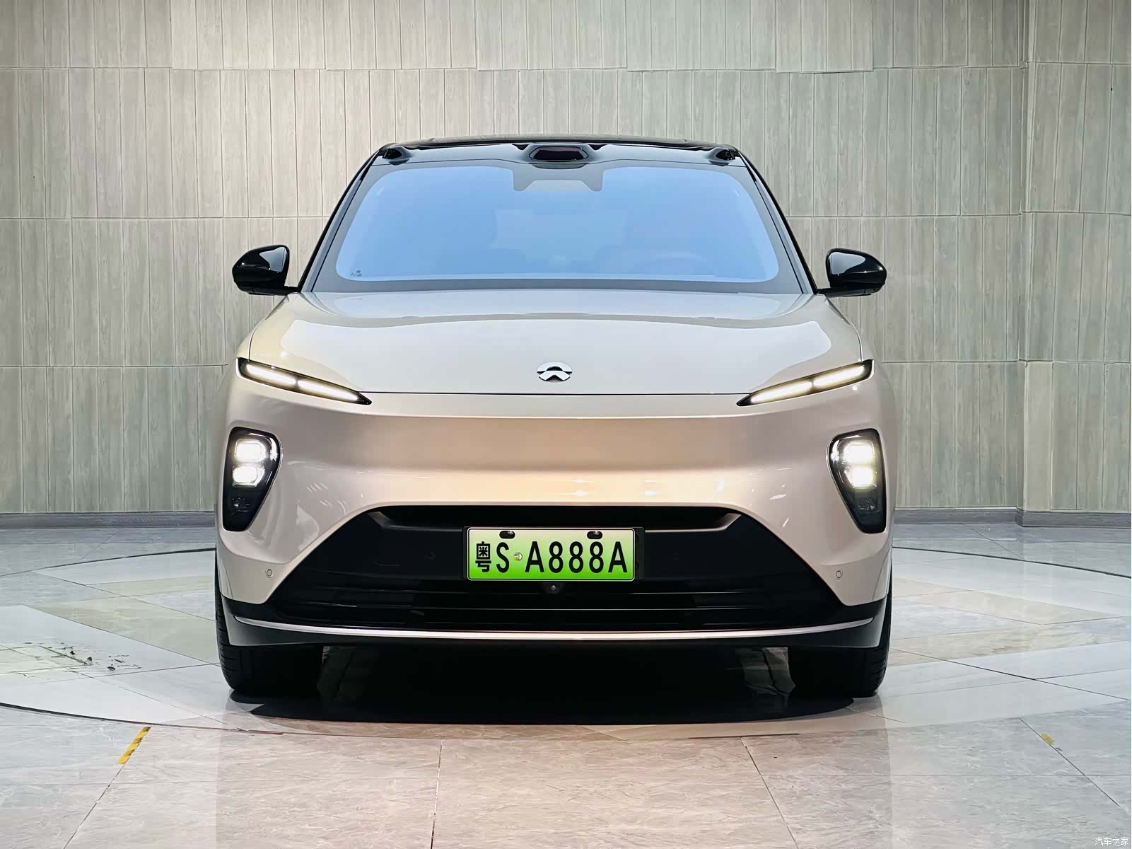 NIO ES8, 2023 все фото