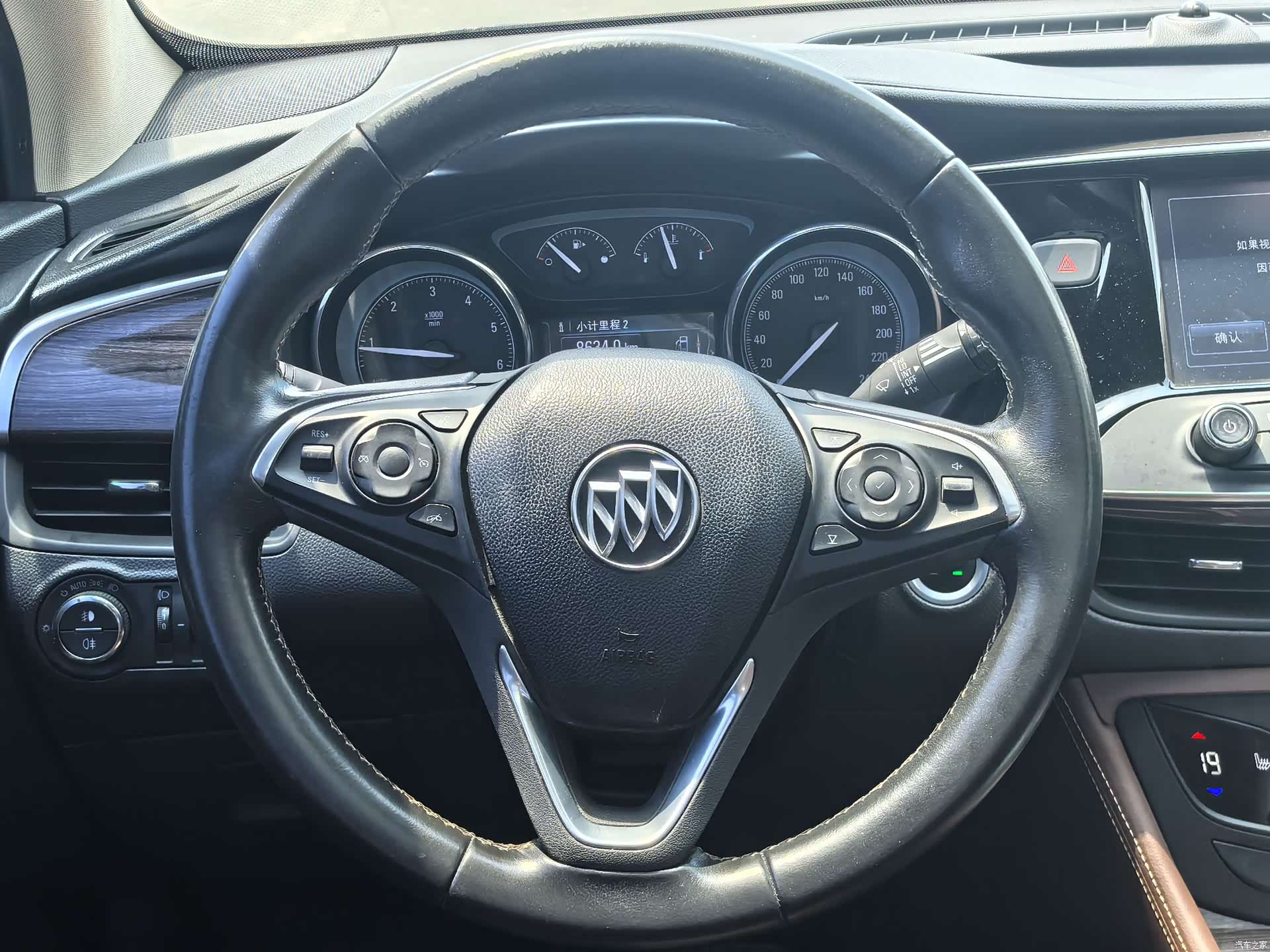 Buick Envision Plus, 2017 все фото