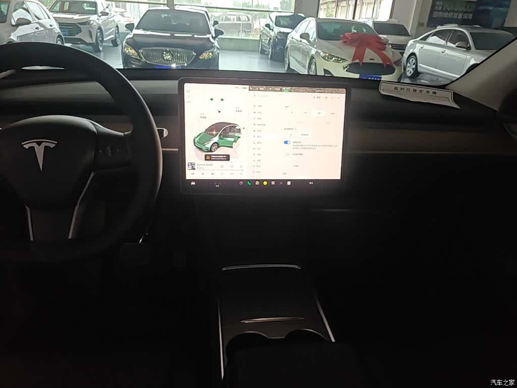 Tesla Model Y, 2022 13
