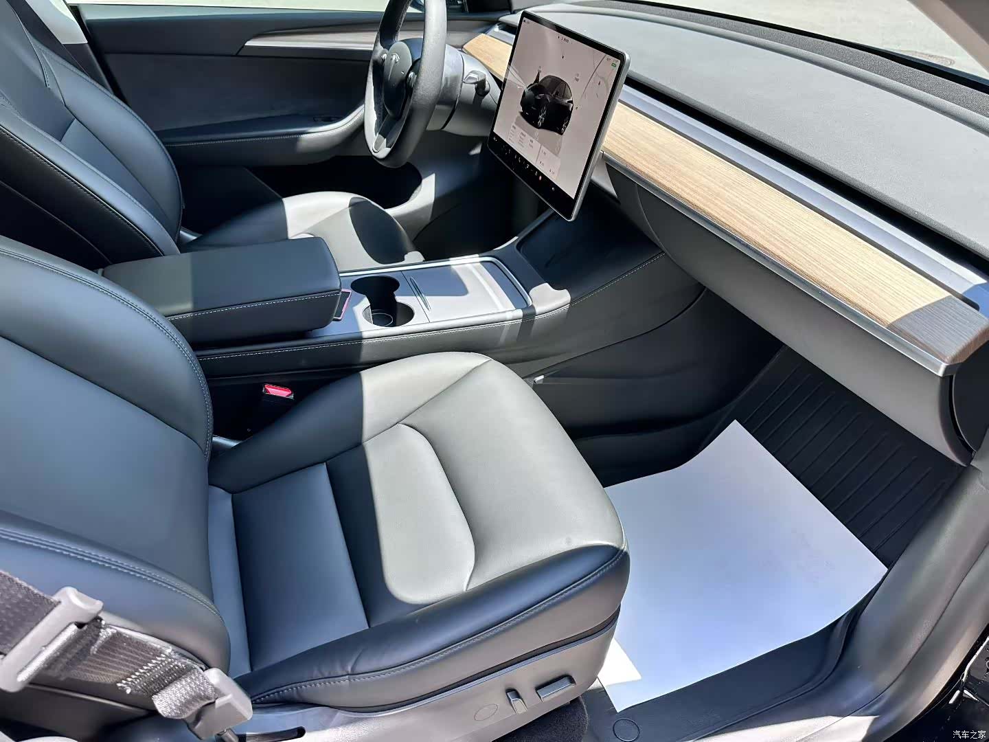 Tesla Model Y, 2022 6