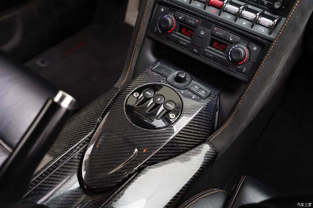 Lamborghini Gallardo, 2013 8