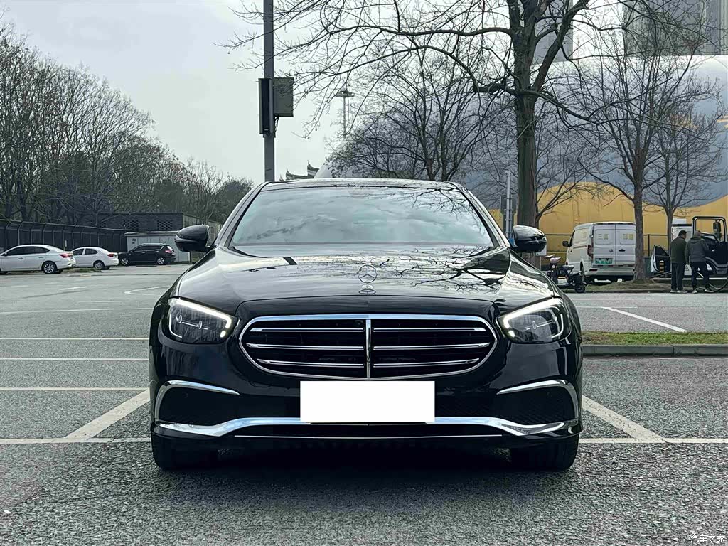 Mercedes-Benz E-Class, 2022 8