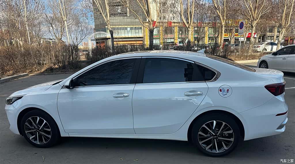 Kia K3, 2023 4