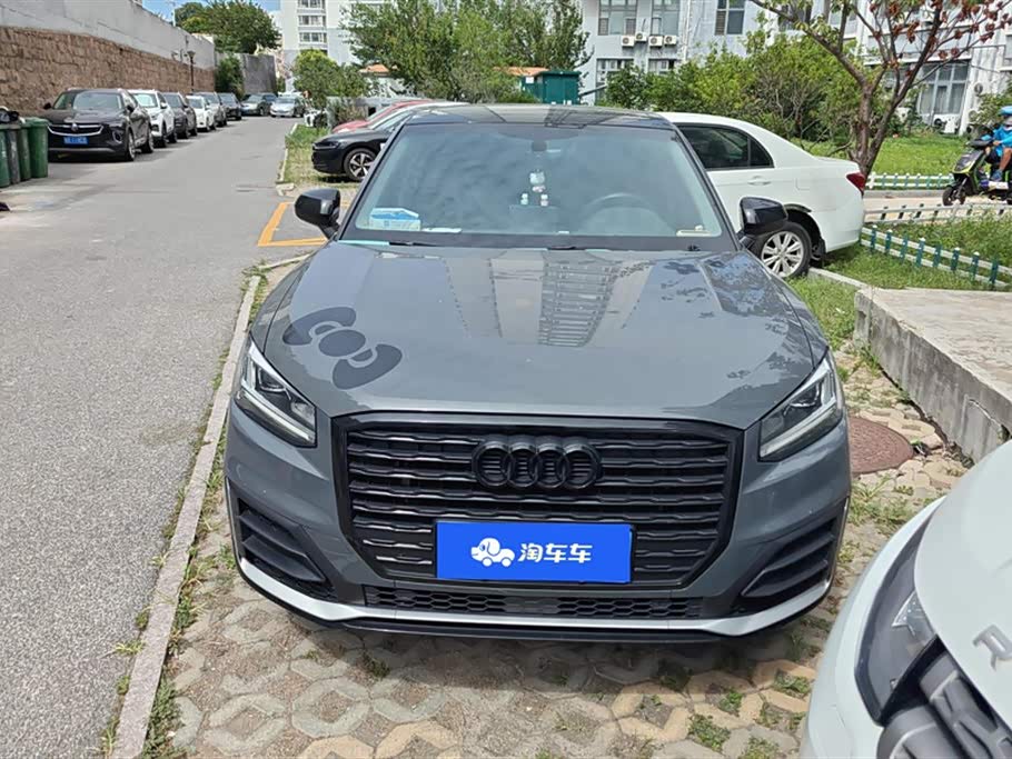 Audi Q2L Audi Q2L