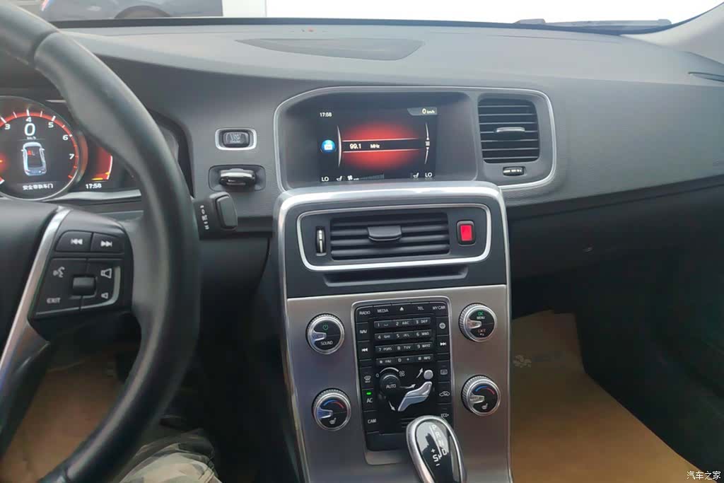 Volvo S60, 2016 13