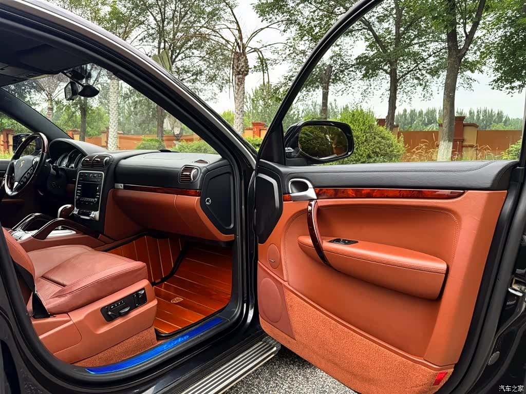 Porsche Cayenne, 2009 12