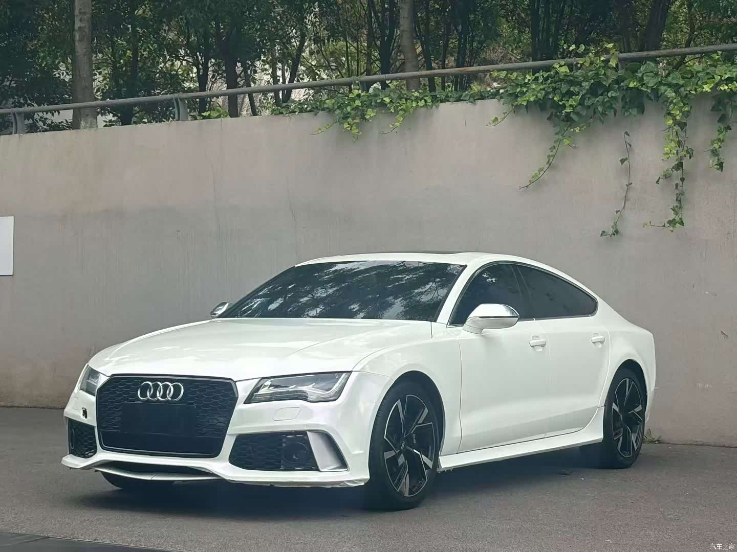 Audi A7, 2012 1