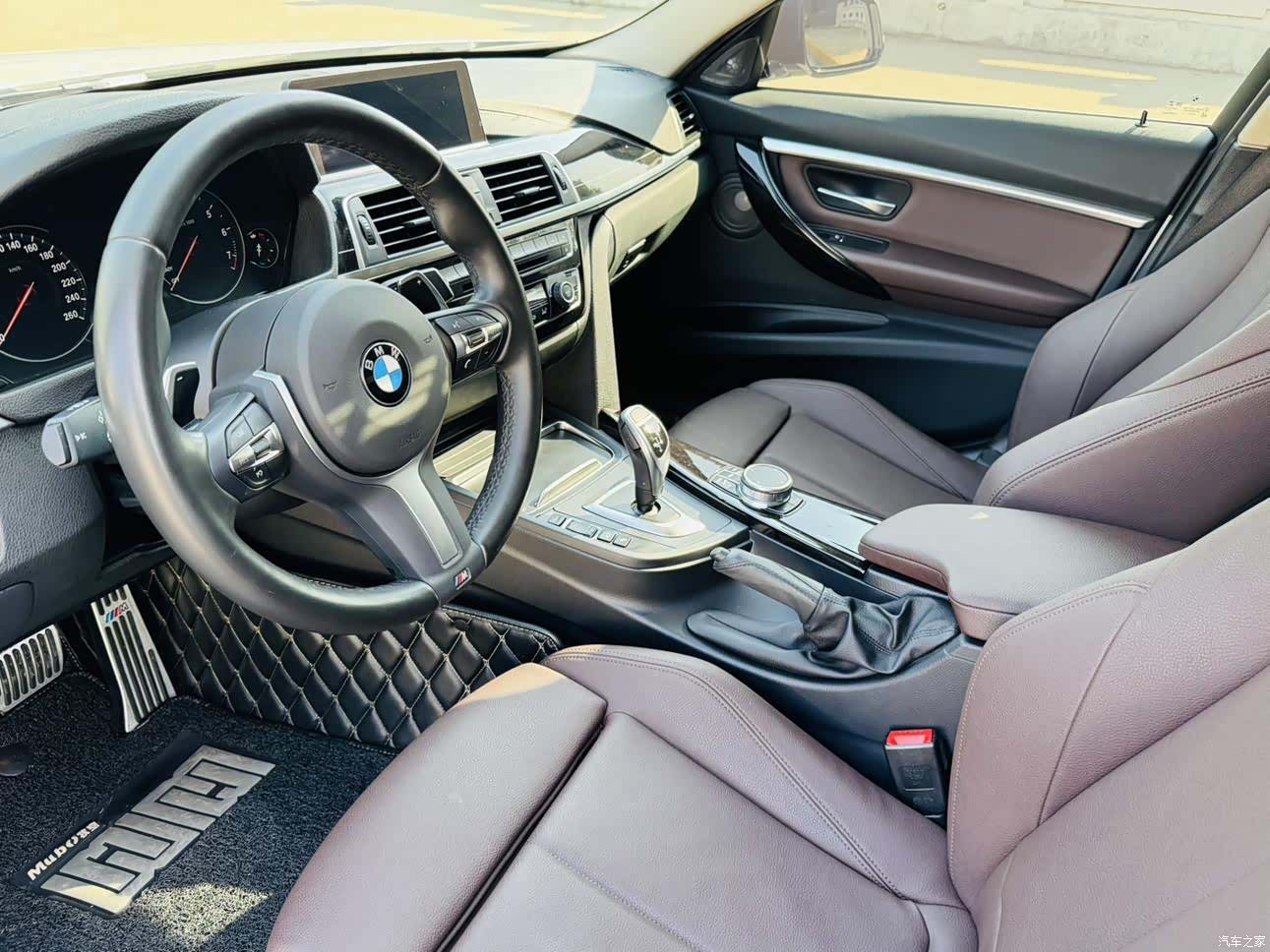 BMW 3 Series, 2019 все фото