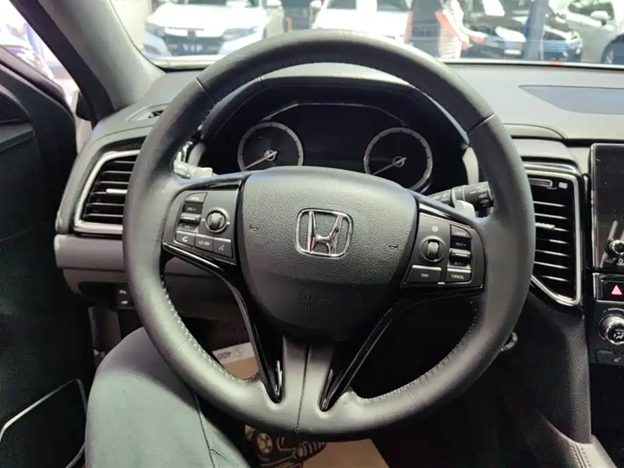 Honda UR-V