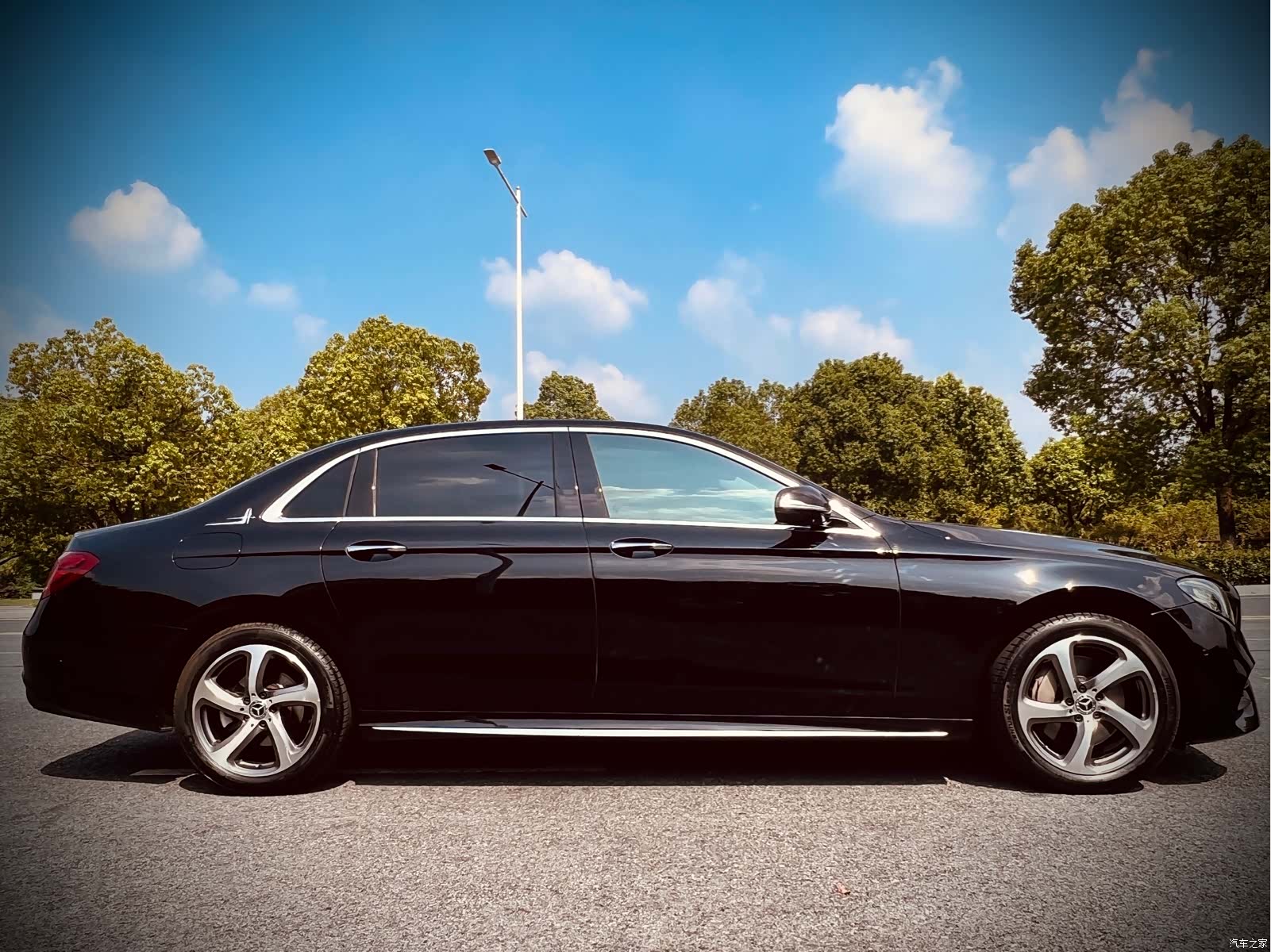 Mercedes-Benz E-Class, 2017 4