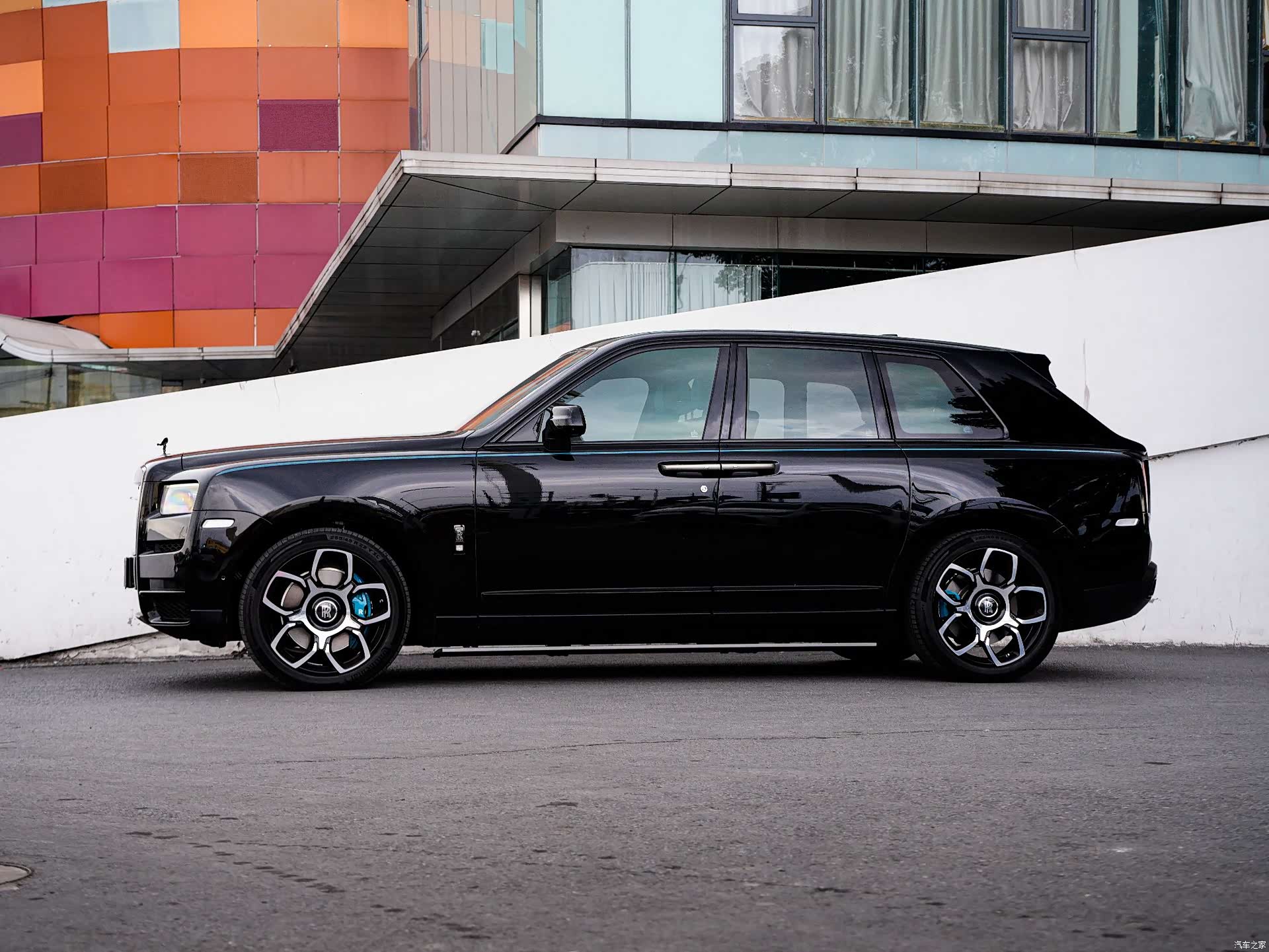 Rolls-Royce Cullinan, 2021 2