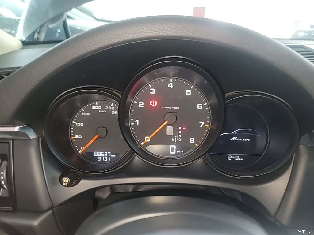 Porsche Macan, 2019 12