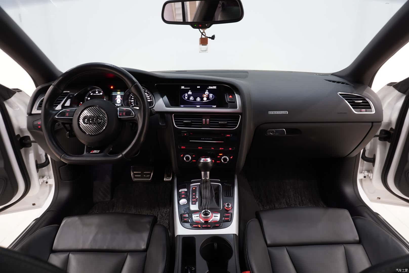 Audi S5, 2012 10