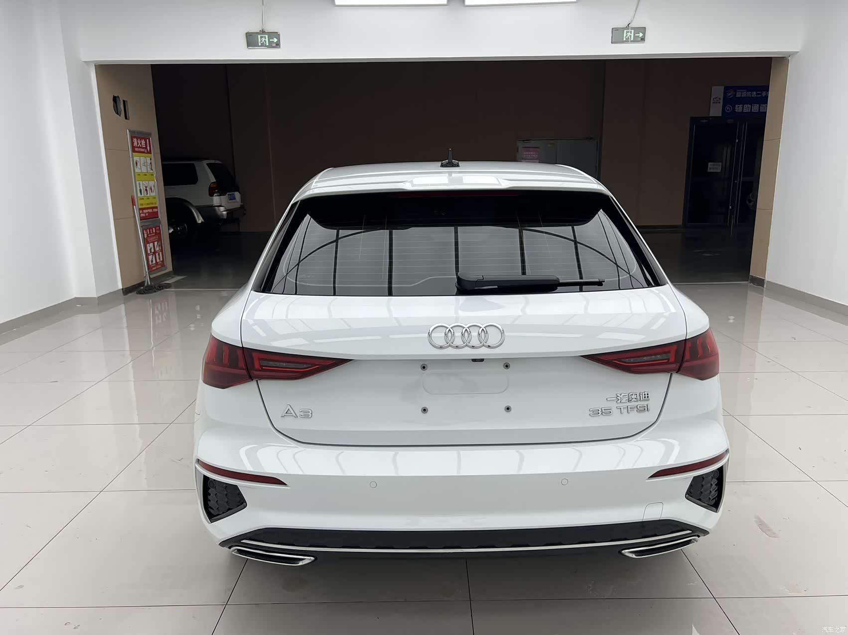 Audi A3, 2023 все фото