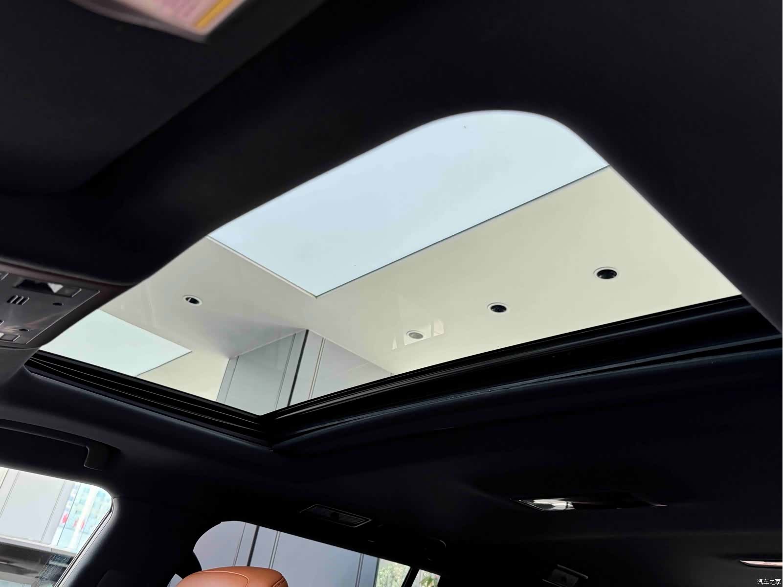 Lexus LX, 2019 7