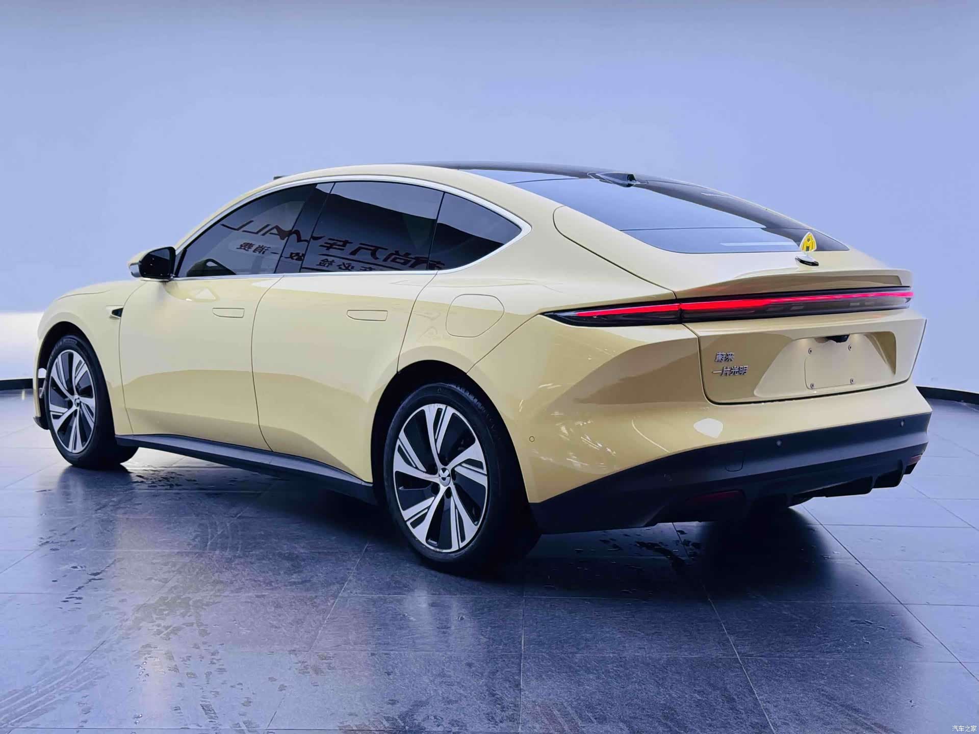 NIO ET5, 2023 4