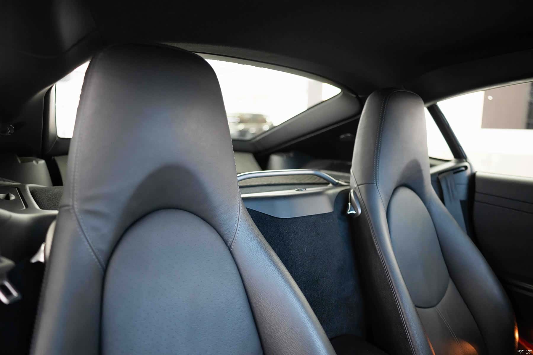 Porsche Cayman, 2012 18