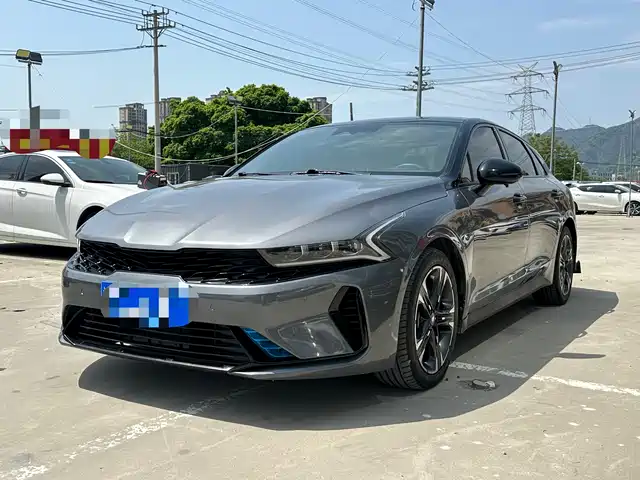 Kia K5 2020 — купить из Китая под заказ
