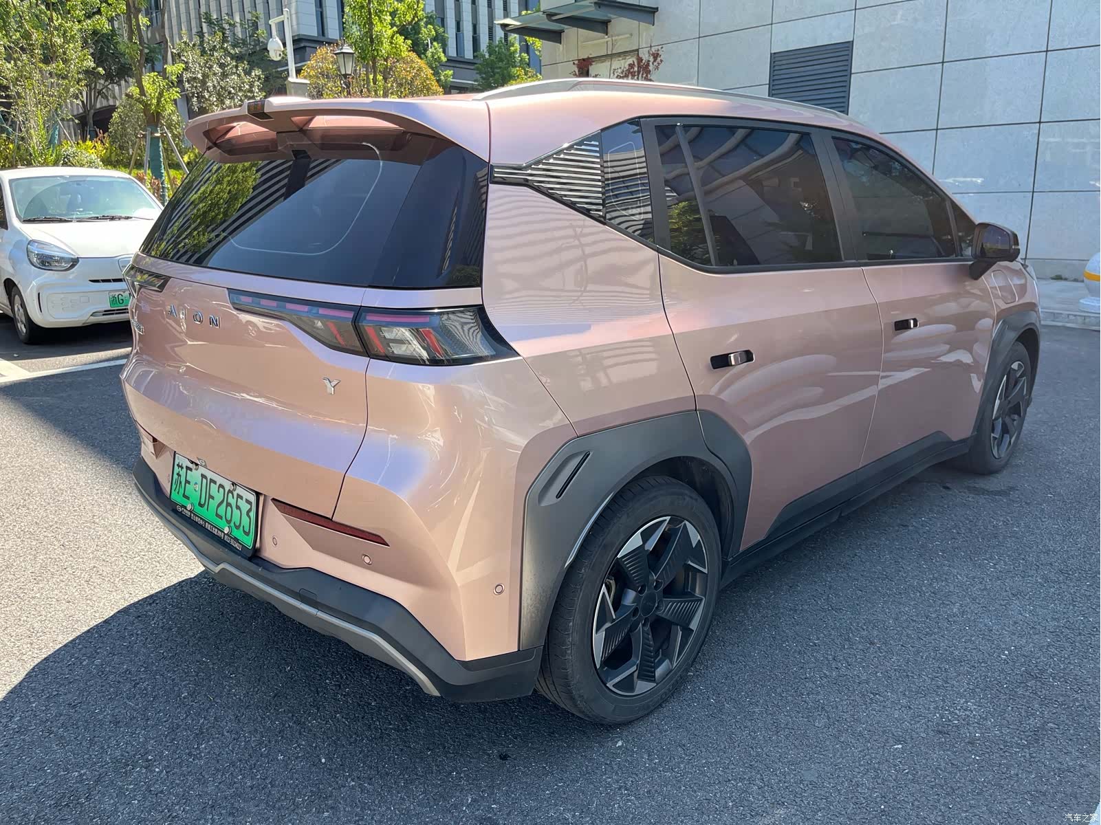 Aion Y, 2022 4