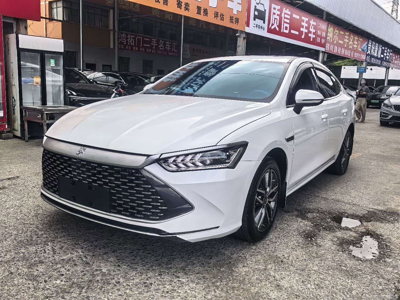 BYD Qin, 2023 1