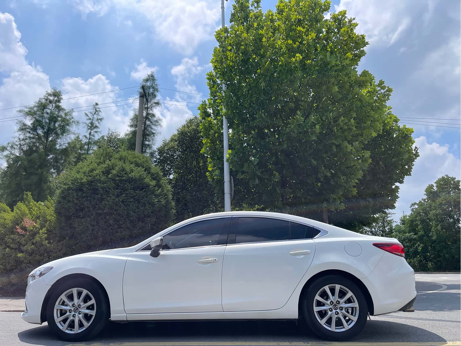 Mazda Atenza, 2014 4