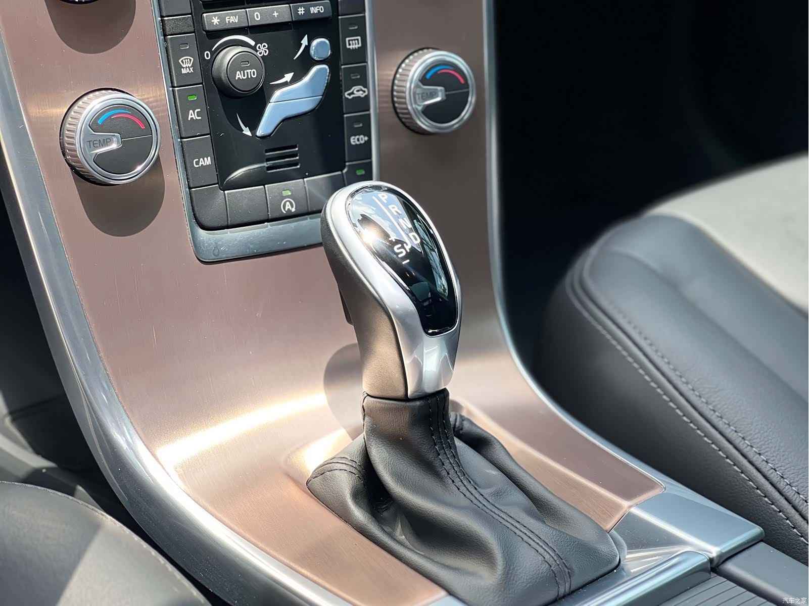 Volvo XC60, 2017 13