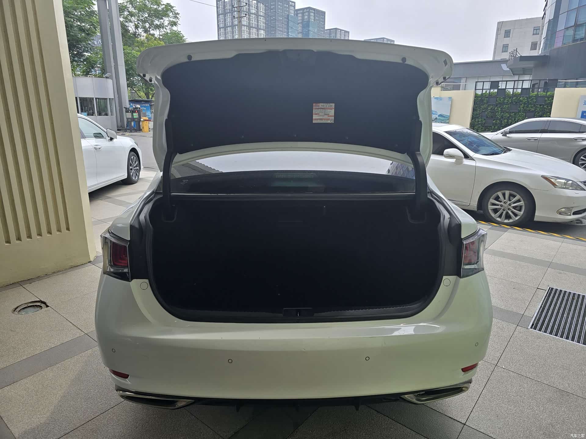 Lexus GS, 2018 8