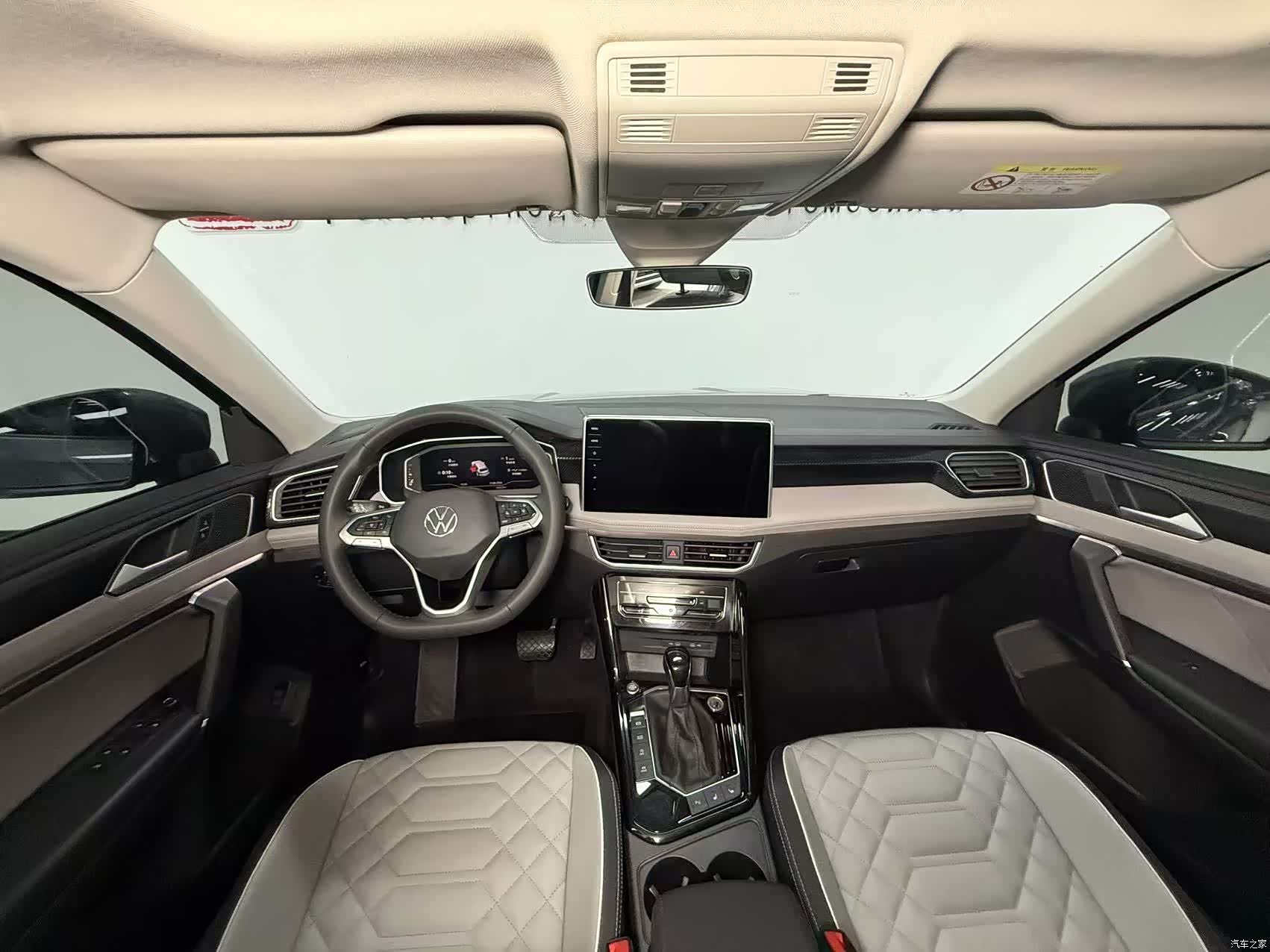 Volkswagen Tayron, 2023 10