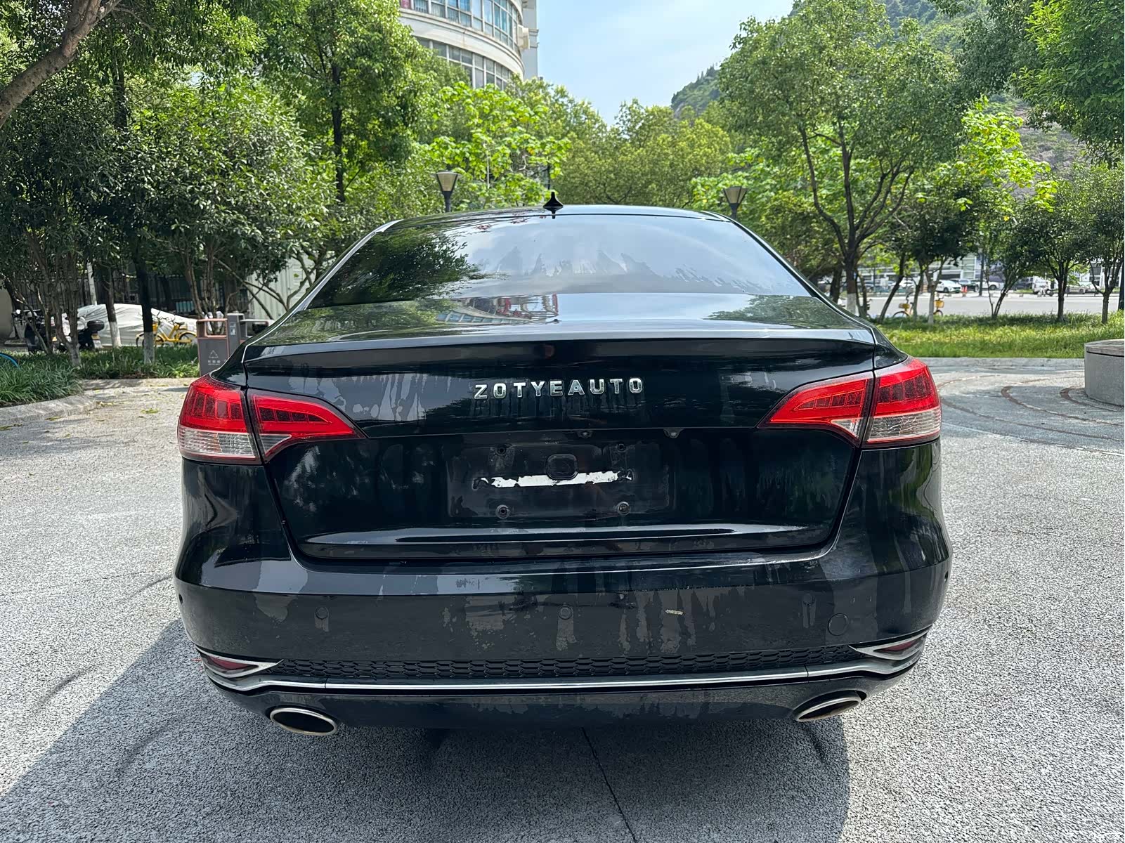 Zotye Z700, 2016 4