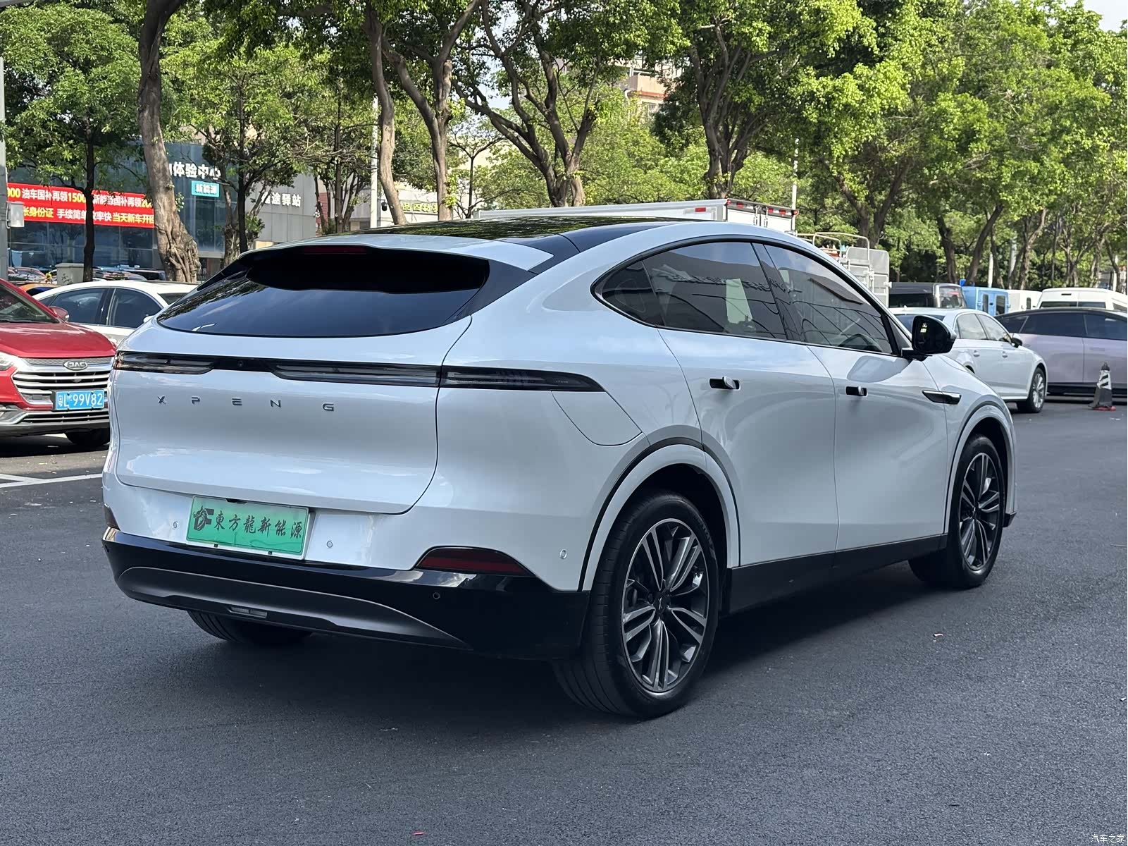 Xpeng G6, 2023 все фото