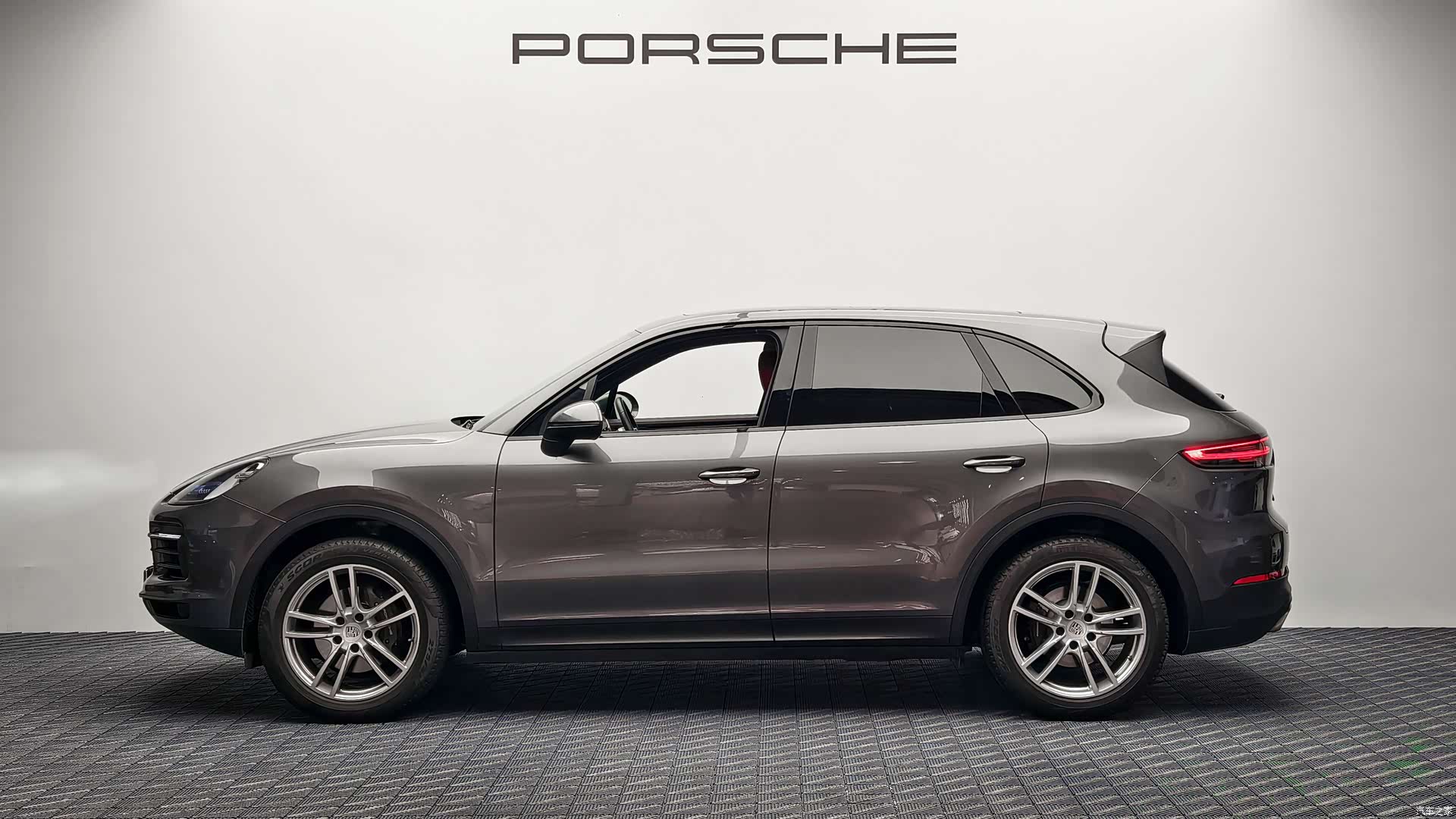 Porsche Cayenne, 2019 4