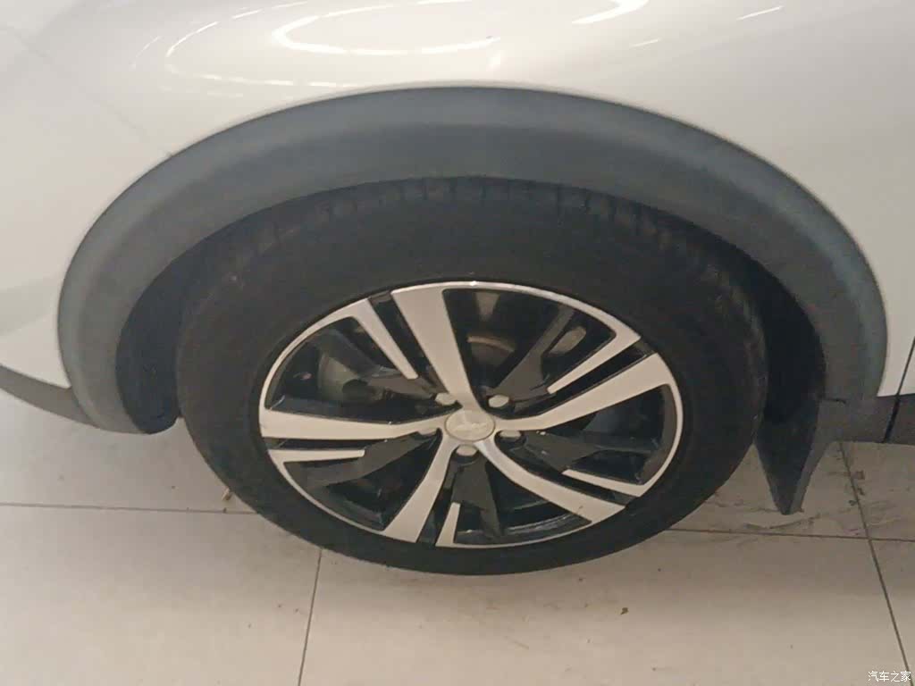 Peugeot 5008, 2018 23
