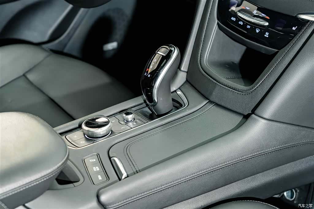 Cadillac XT5, 2024 18