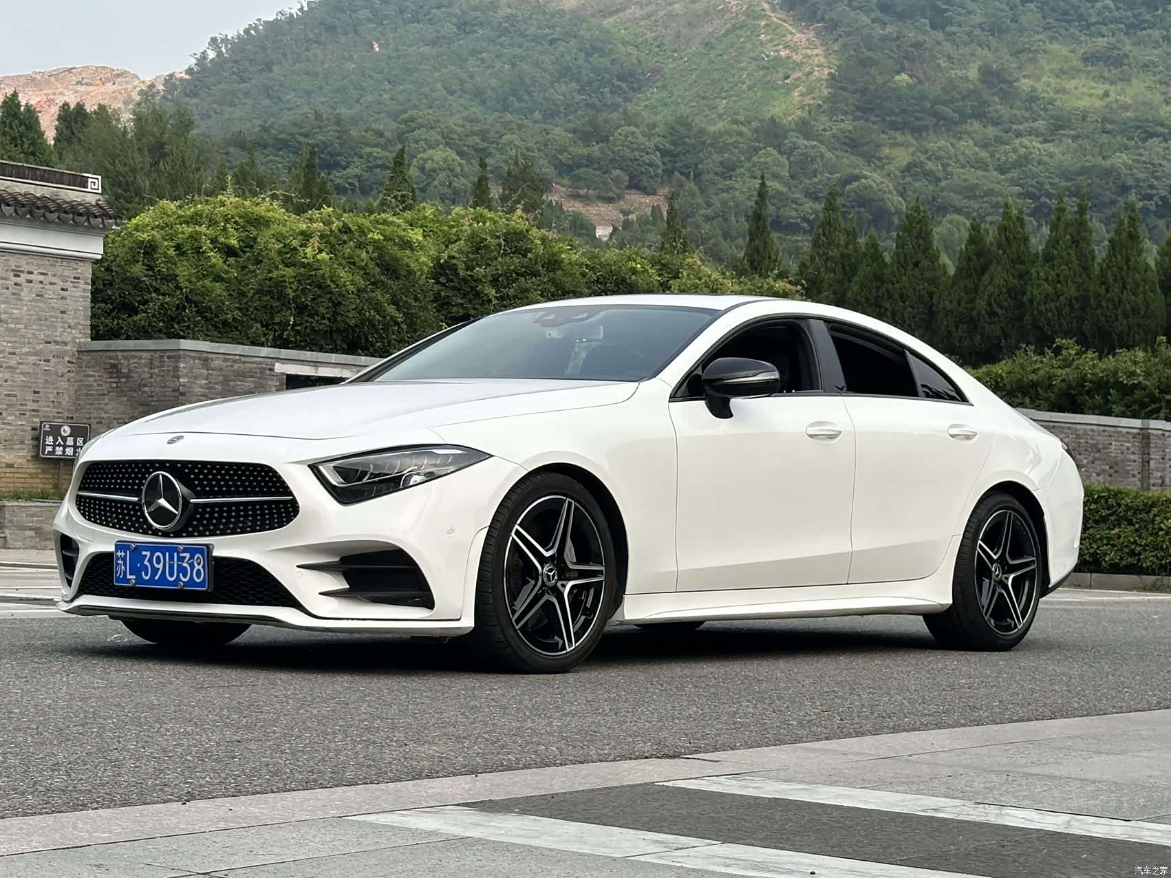 Mercedes-Benz CLS, 2019 1