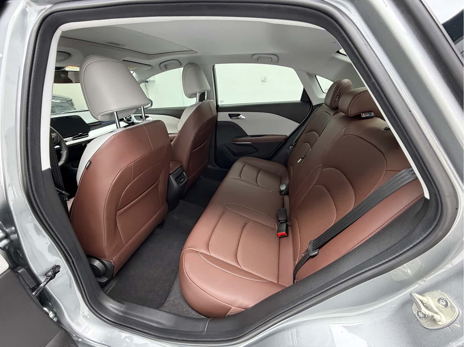 Chevrolet 320, 2022 15
