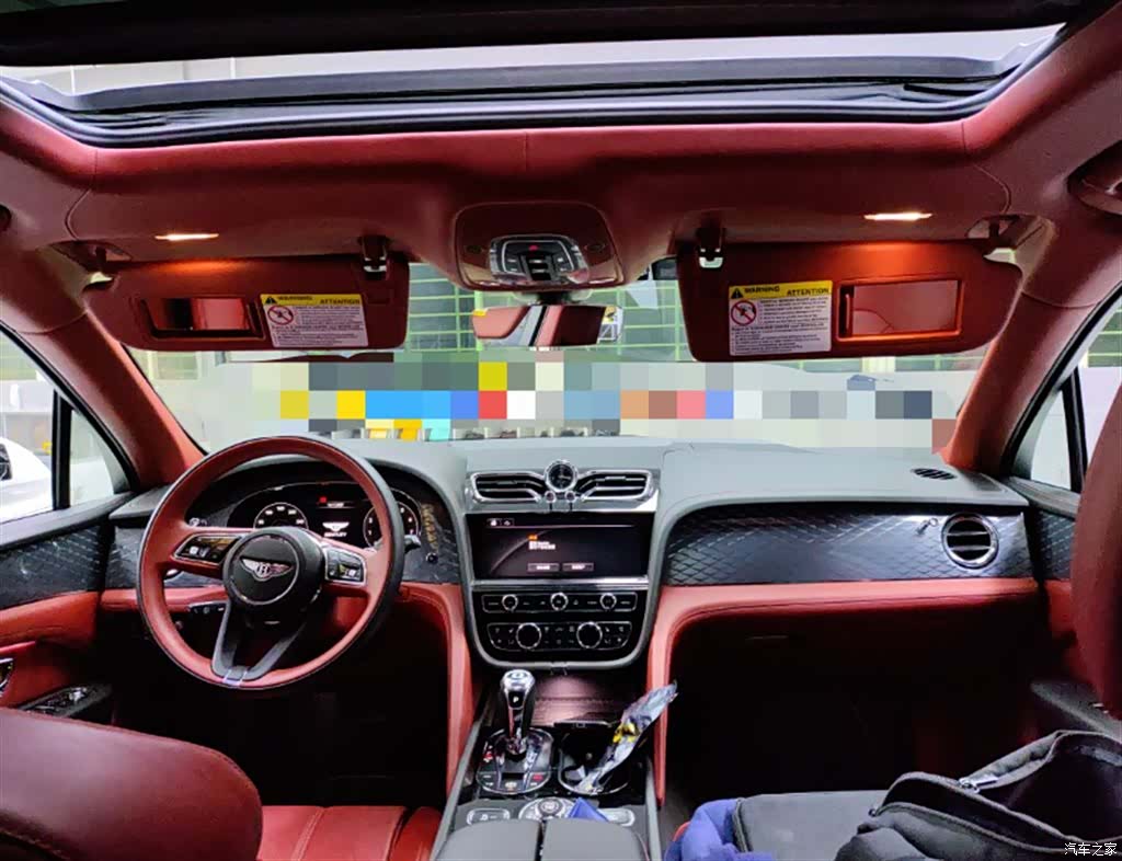 Bentley Bentayga, 2022 все фото