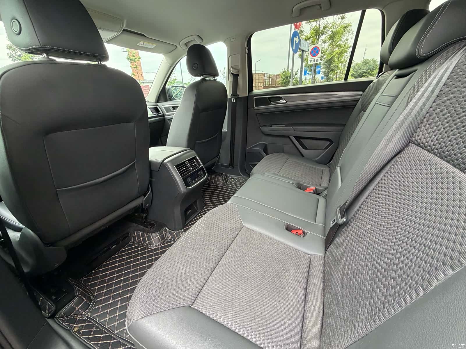 Volkswagen Teramont, 2018 9