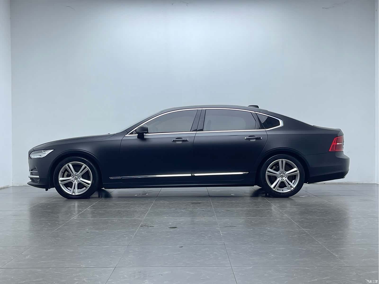 Volvo S90, 2019 все фото