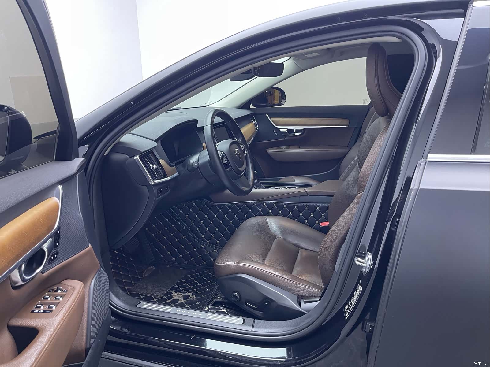 Volvo S90, 2019 10