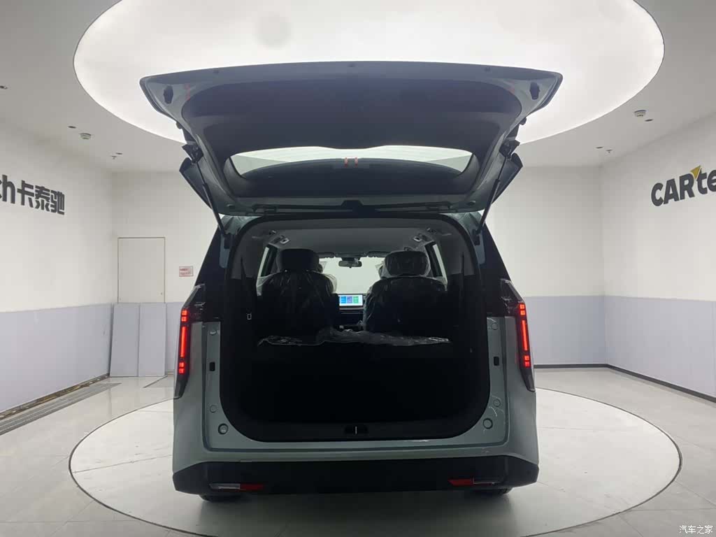 Maxus 7, 2025 25
