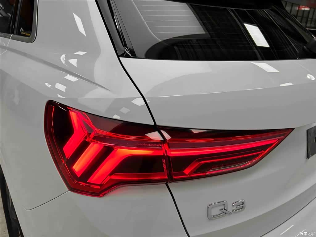 Audi Q3, 2022 19