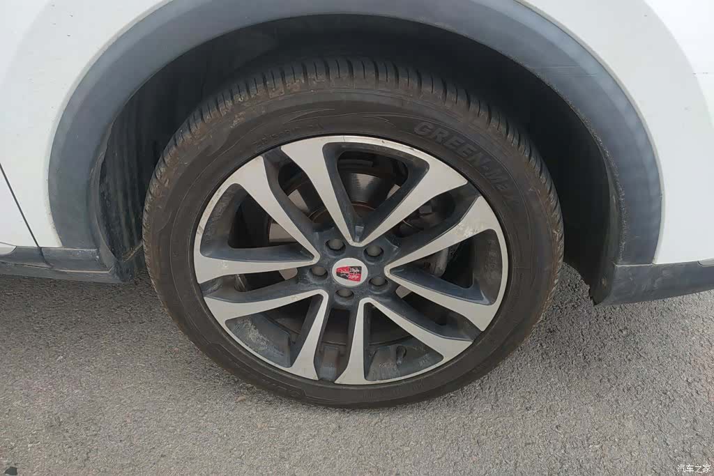Roewe RX3, 2018 6