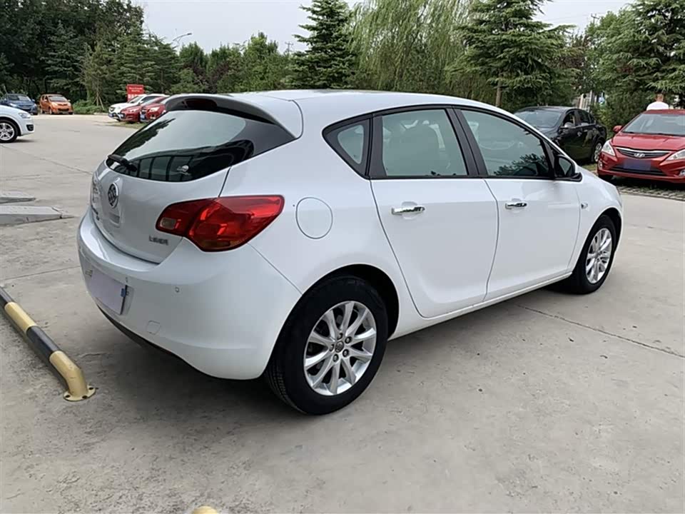 Buick Yinglang