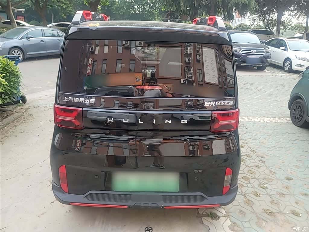 Wuling MINIEV, 2022 6