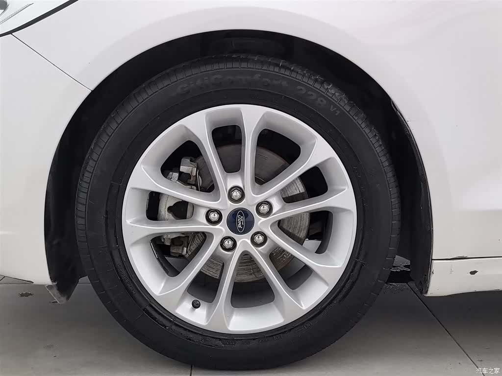 Ford Mondeo, 2019 17