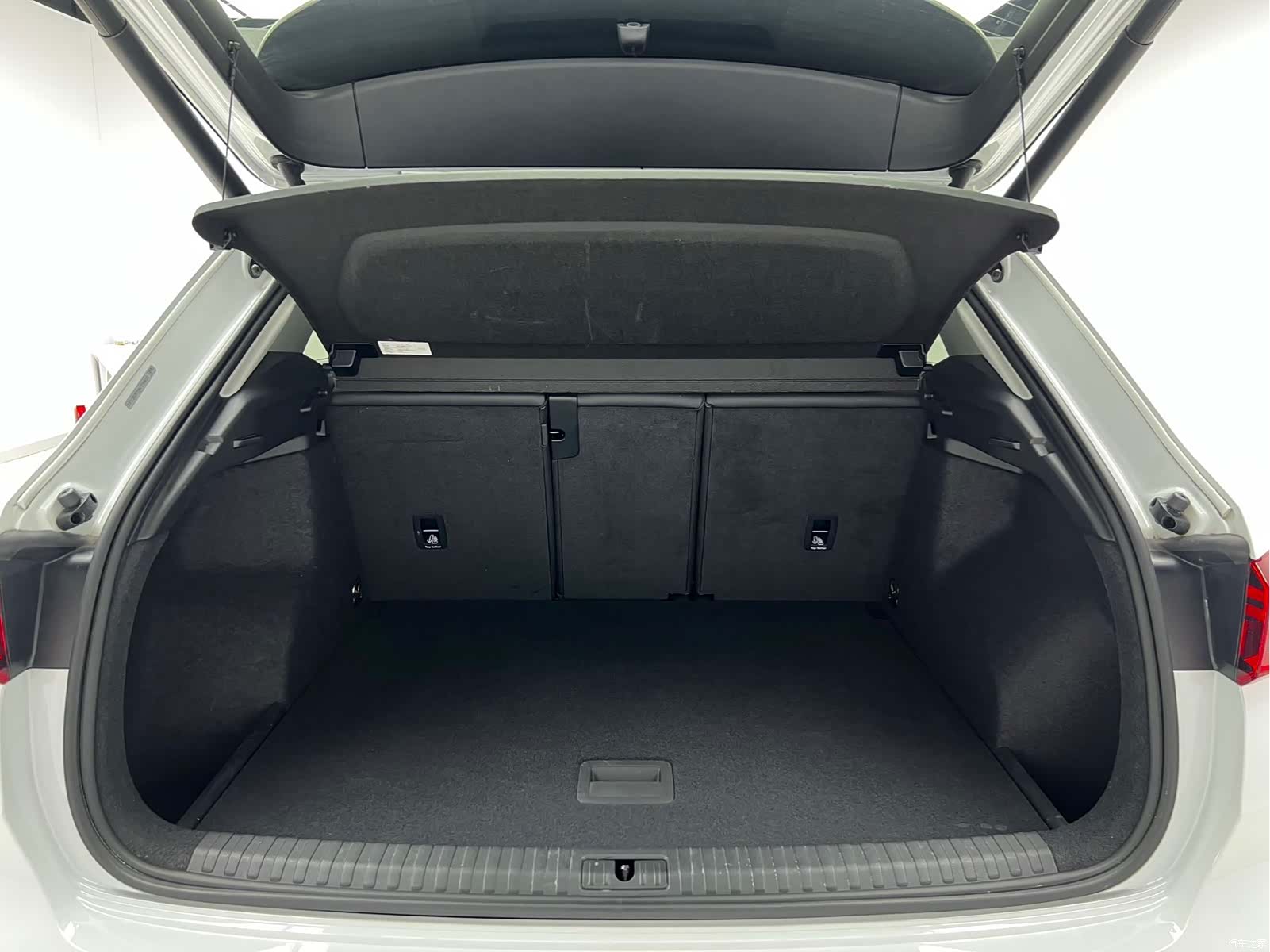 Audi Q3, 2022 17