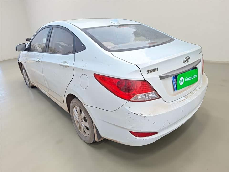 Hyundai Rena