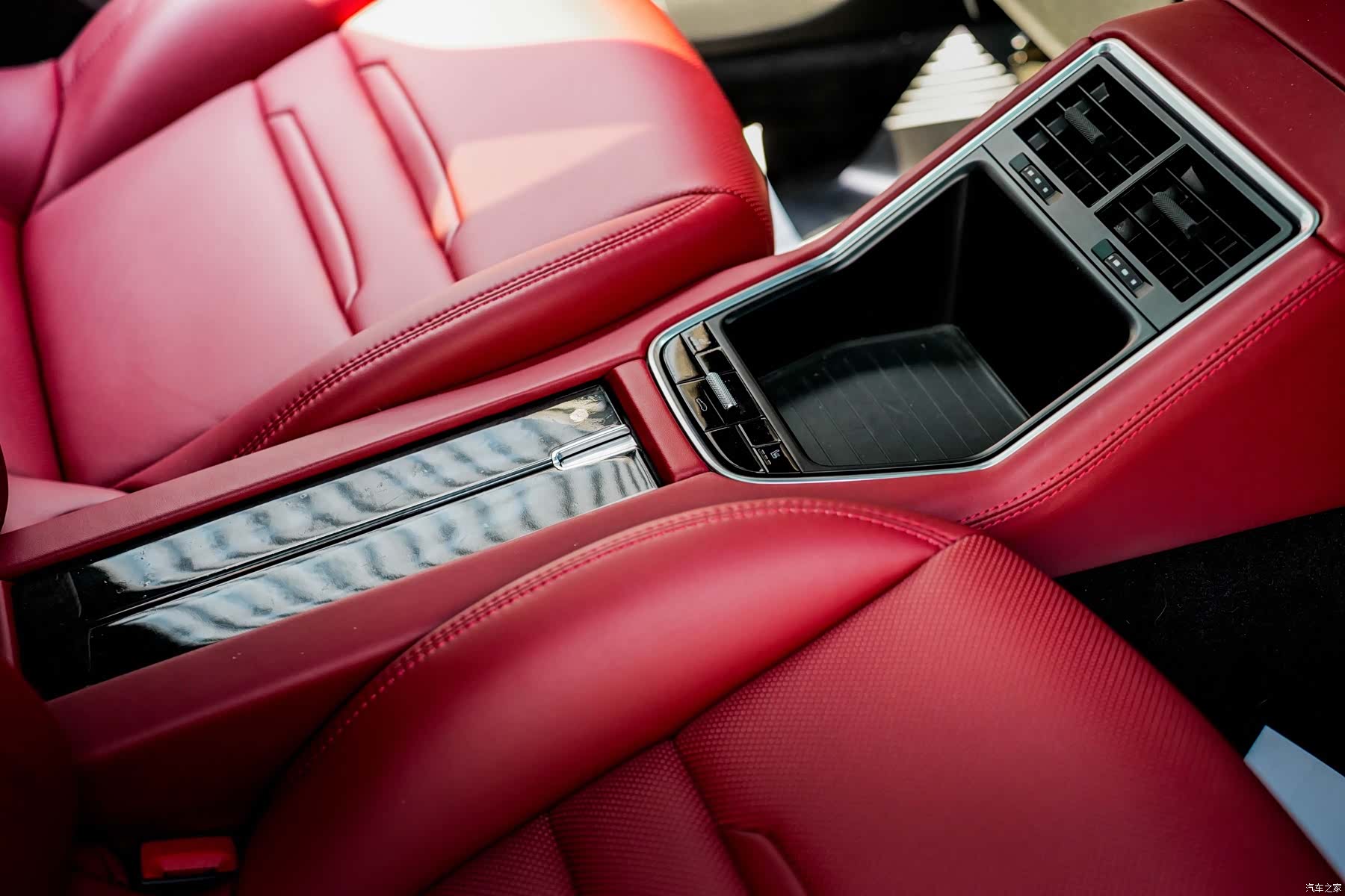 Porsche Panamera, 2017 13
