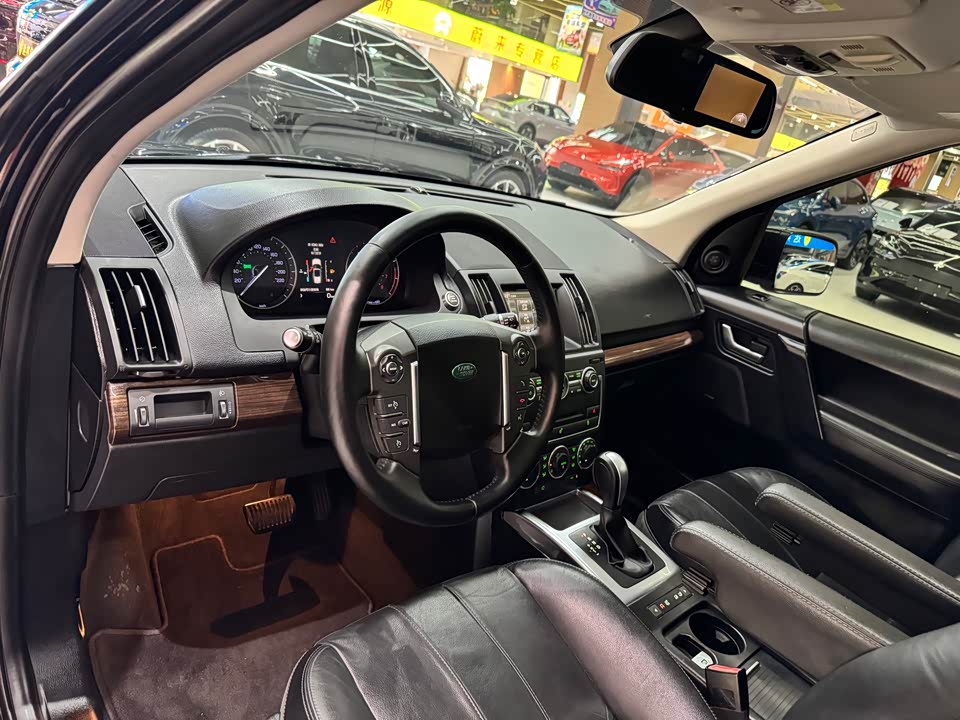 Land Rover Freelander 2